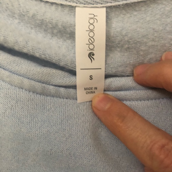 🌿50% off! Ideology Light Blue Be Loving Long Sleeved Crewneck Top Size Small - Picture 4 of 6